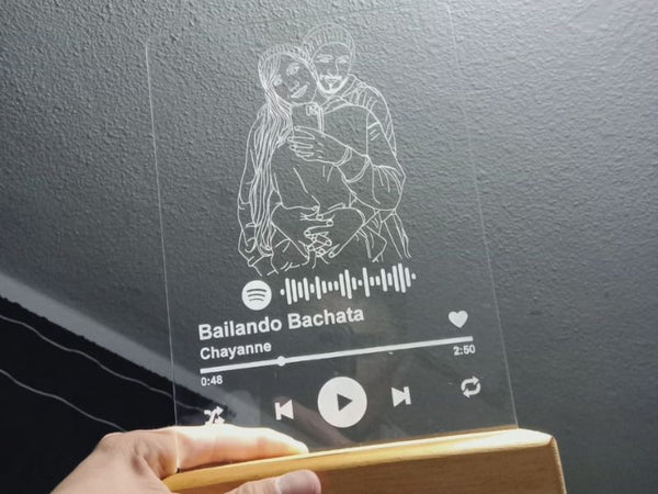 Placa Sencilla a Líneas – Lámpara LED personalizada One Songs